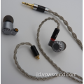 Headphone Monitor Fidelity Tinggi dengan Kabel yang Dapat Dilepas